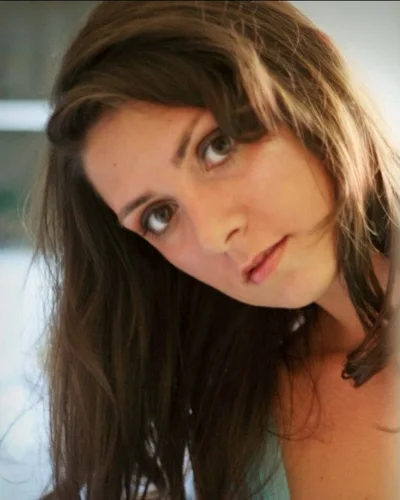 Warm indoor low light: original