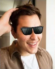 AR accessories: Classic shades